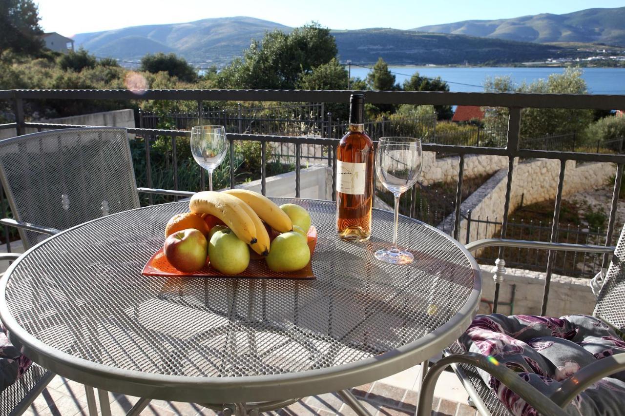 Apartment Matea Trogir Exterior foto